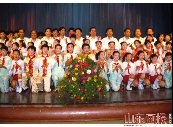 济南儿童歌舞团