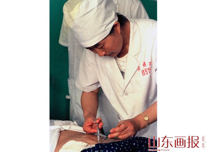 丹心报国非男儿——日照人民医院妇产科主任董蔚
