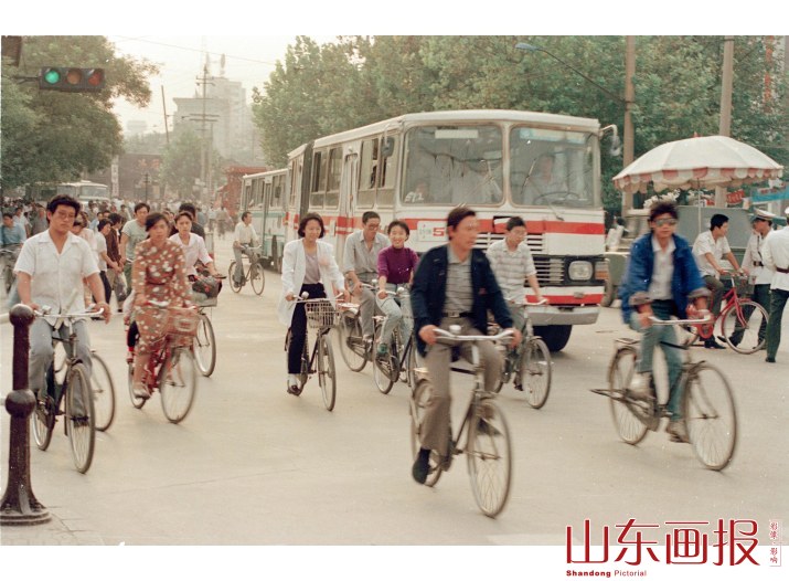 城市公共交通探访录