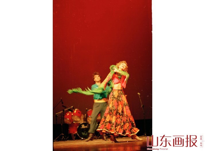 苏联明星歌舞访华团演出