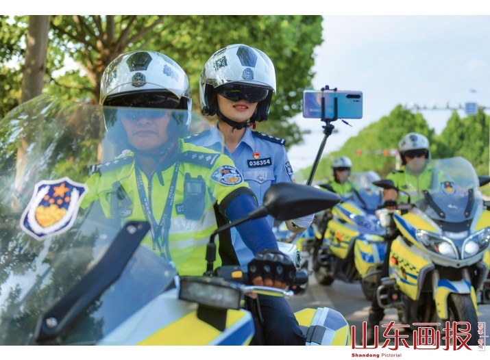 骑警巡逻直播