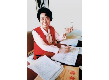 姜健撰写议案、建议
