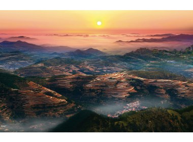 庙顶山远眺