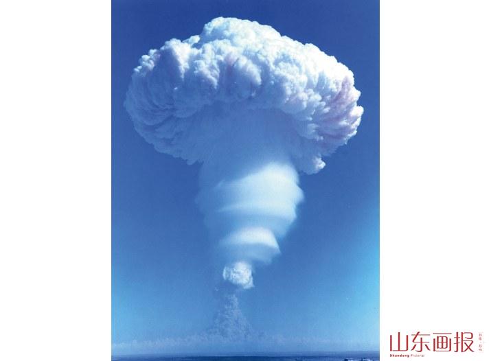 中国第一颗氢弹爆炸成功