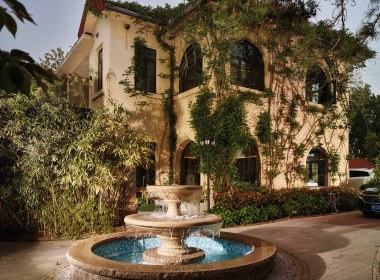 喷泉和房子依旧