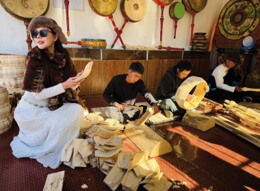 民族特色的手工作坊