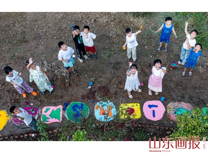 亲手用艺术装点校园